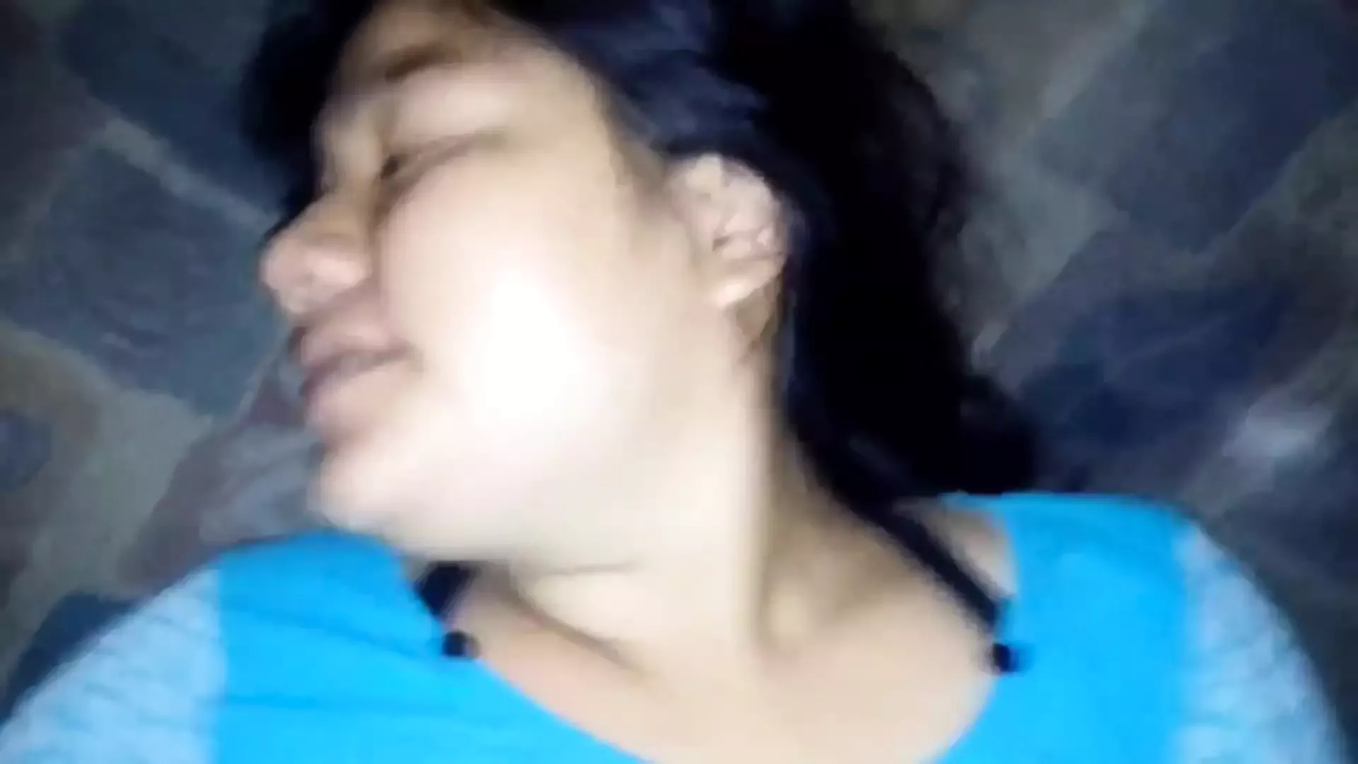 Girlfriend and boyfriend fucking first time on hotel